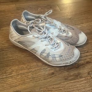 Nfinity lightly wore